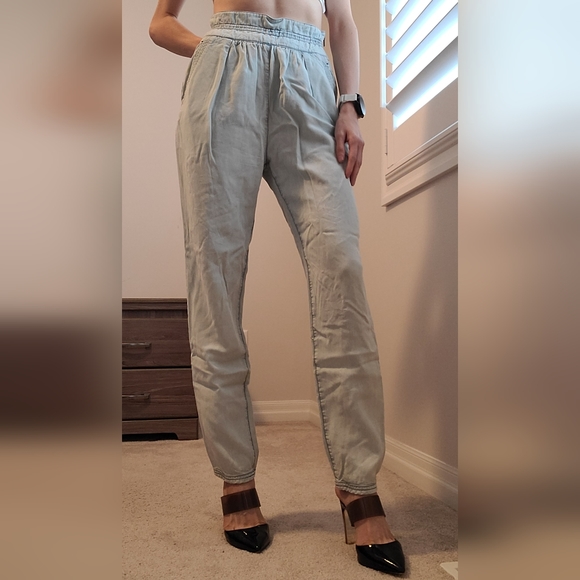 Gently worn Wilfred Jean style trouser - Picture 4 of 10